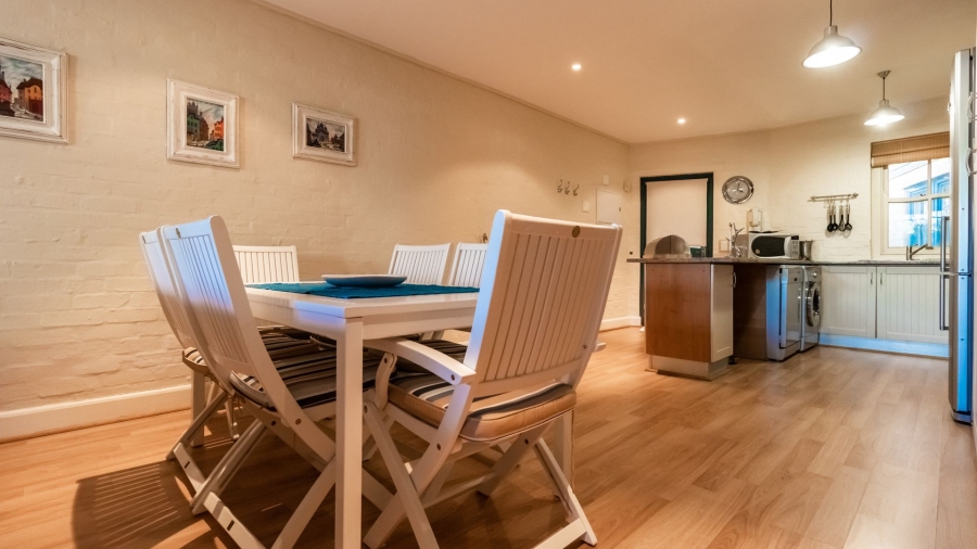 1 Bedroom Property for Sale in Hout Bay Beachfront Western Cape